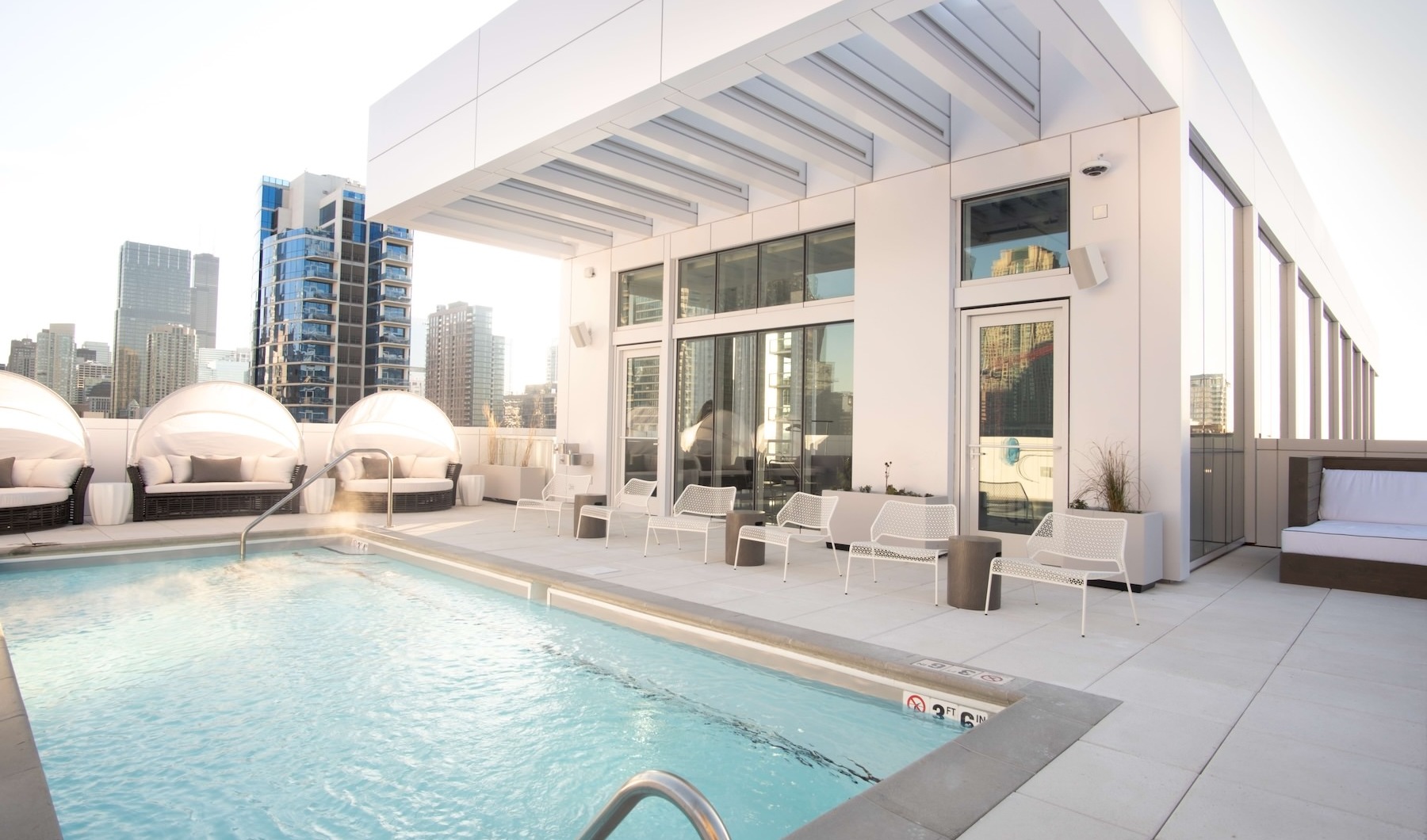 Rooftop pool in river north 