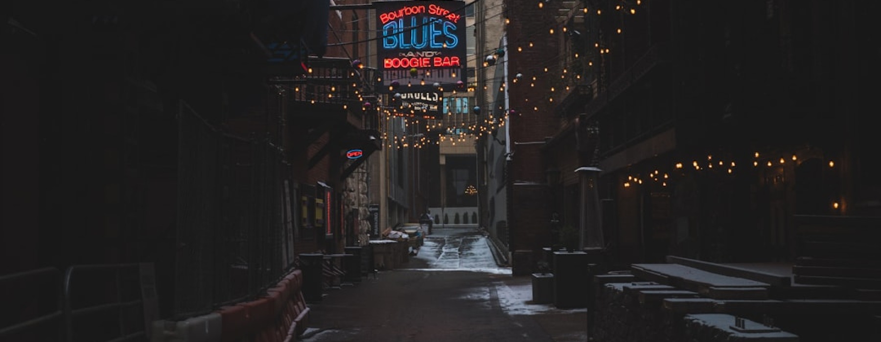 Chicago happy hour scene - Best happy hour Chicago