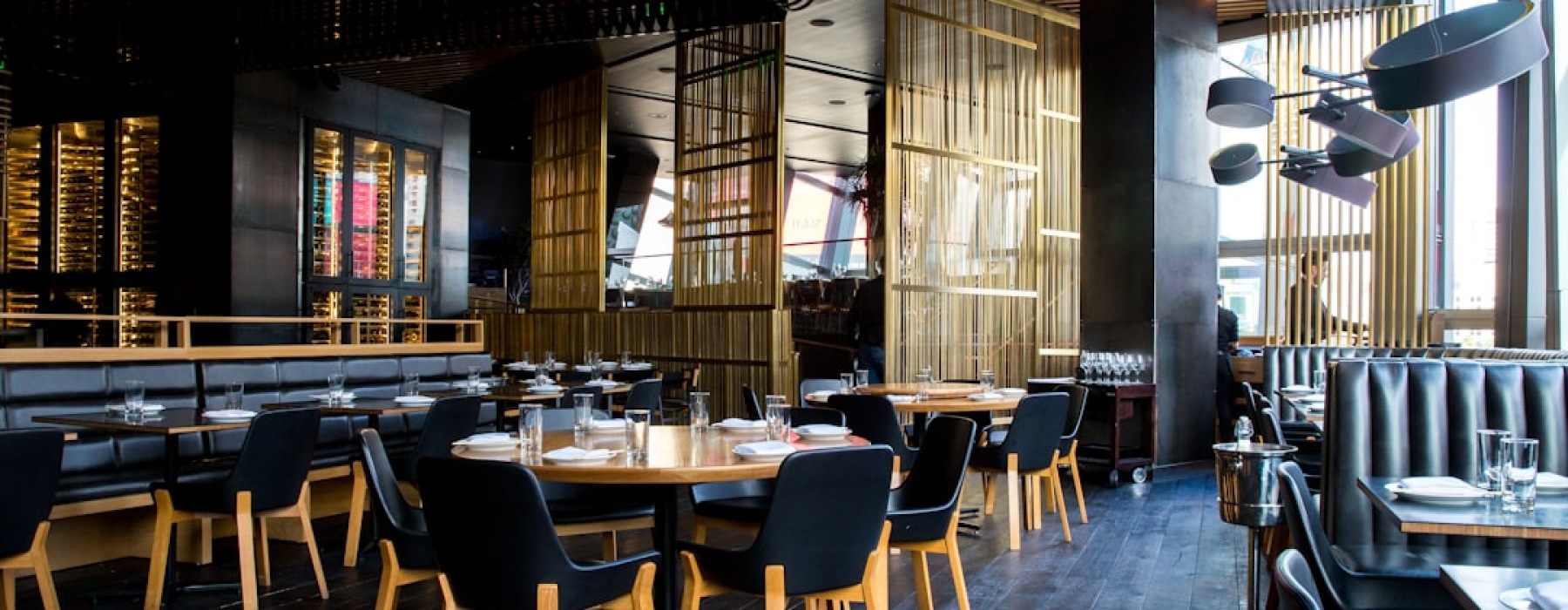Italian restaurant in Chicago with pasta plates - italian restaurants chicago